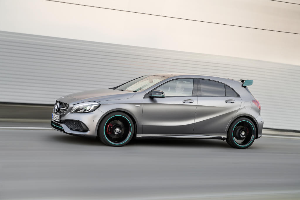 Mercedes Benz A Class 01 52