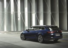 Renault Talisman Estate 09