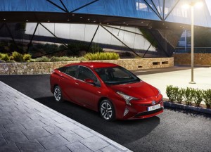 PRIUS 1 6