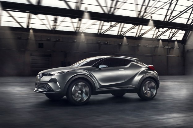 Toyota-C-HR-4