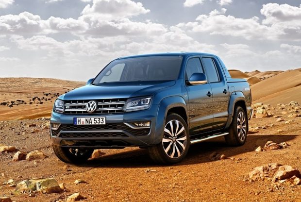 Volkswagen'in pick up modeli Amarok, değişen motoru ve tamamen yenilenen iç tasarımıyla 139 bin 950 TL'ye tüketicilerle buluşuyor.