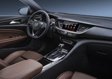 Opel Insignia Grand Sport 11