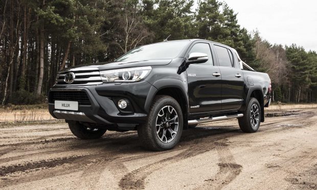 Hilux Invincible 50 Chrome Edition