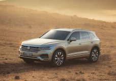 Volkswagen Touareg 1