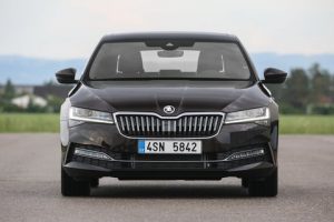 2020 skoda superb 5