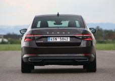 2020 skoda superb 6