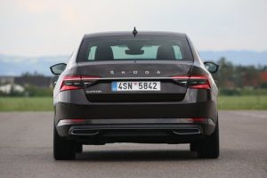 2020 skoda superb 6