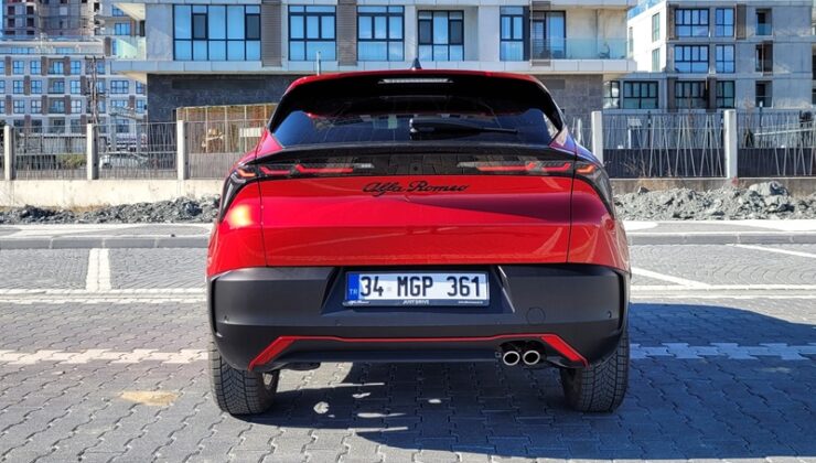 Alfa Romeo Junior Ibrida Speciale Surus Izlenimi 4